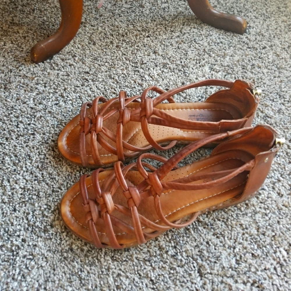 PIKOLINOS Brown Flat Strappy Sandals - Picture 10 of 10
